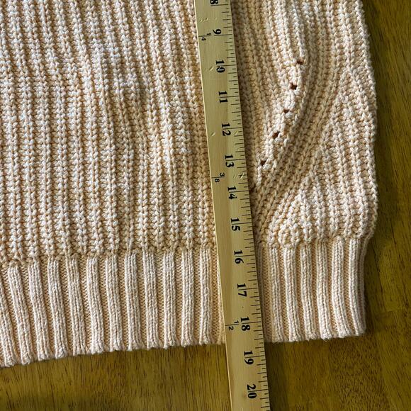 Universal Thread Womens Knit Short Sleeve Top Medium Flutter Sleeve High Neck - Picture 10 of 10